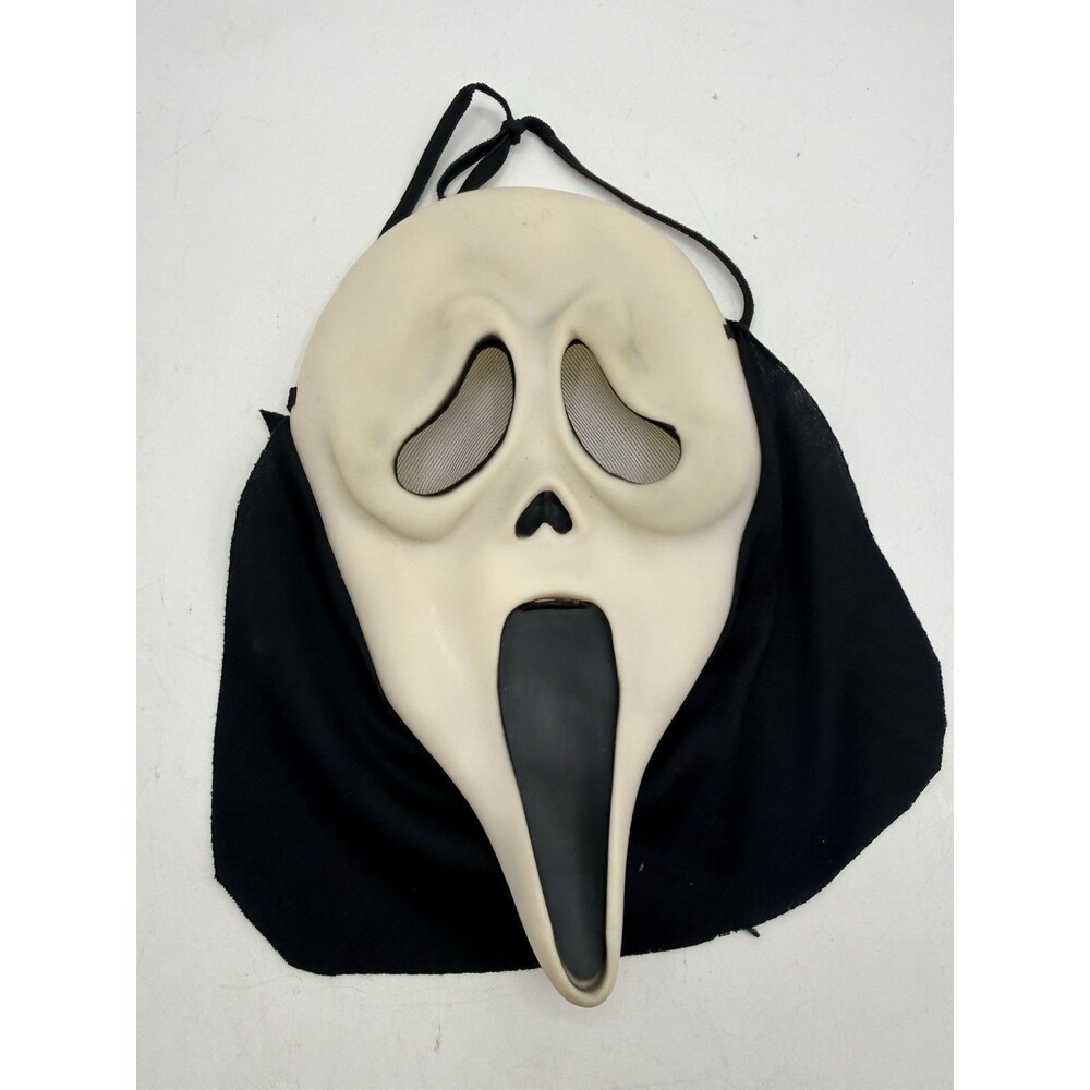 Vintage Easter Unlimited Rubber Face Scream Horror Movie Halloween Mask